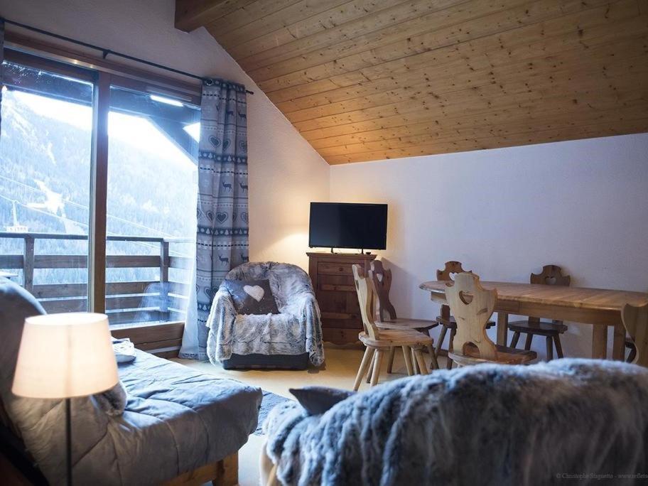Vaujanylocations - Chalet De Marie Rum bild